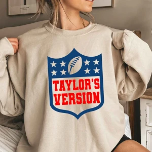 Tays Version Football Sweatshirt - Go Taylor's Boyfriend Sweatshirt - Eye-Catching Concert Shirt - Eras Hoodie - Girlfriend Football Shirt